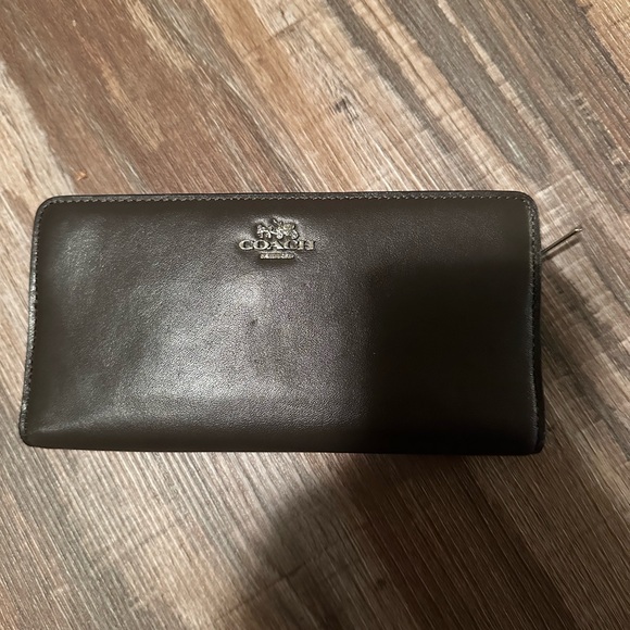 Coach Blqck Leather Wallet - Picture 1 of 3
